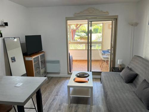 Saint-Mandrier-sur-Mer Apartamento | Charmant studio calme bord de mer Wifi-NESPRESSO-DRAPS-LINGE DE BAIN