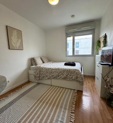 La Source Apartamento | Charmant studio à 20min de Paris