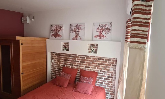 Bois de Nefles Casa | Charmant studio climatisé avec Sauna