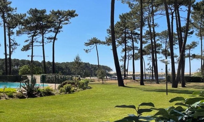 Soustons Apartamento | Charmant T2 avec piscine et terrasse face au lac, parking privé, animaux acceptés - FR-1-379-55