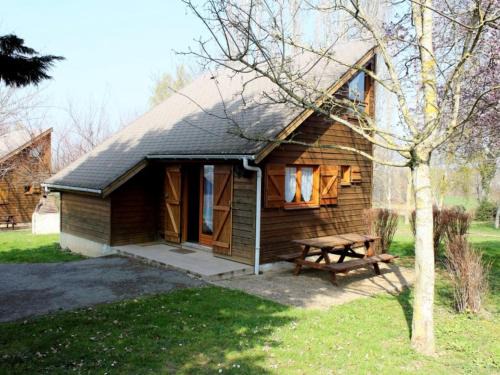 Viplaix Casa | Charmants chalets avec jardin et jeux pour enfants à Mesples - FR-1-489-402