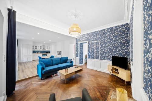 Faubourg North Apartamento | Charme & confort avec extérieur privatif en ville