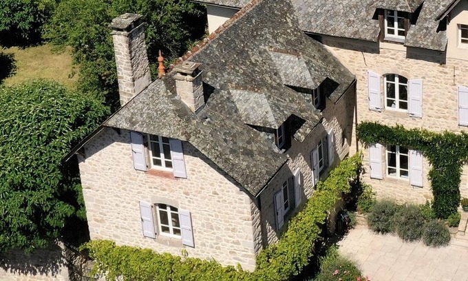 Entraygues-sur-Truyere Casa | Casa-Exclusivo-Escapade Aveyronnaise -Habitación con desagüe-Vista al Jardín