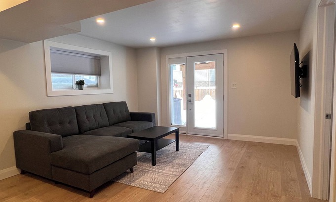 Township of Wilmot Apartamento | Charming 1-Bedroom Apartment in Waterloo