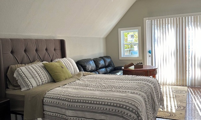 London Casa | Charming 1-bedroom house in fabulous London with AC, WiFi