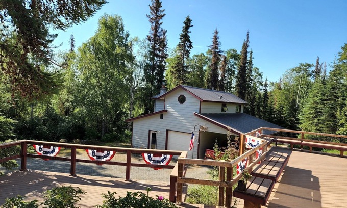 Sterling Cabaña | Charming 1-bedroom in wonderful Soldotna with Autumn Charm