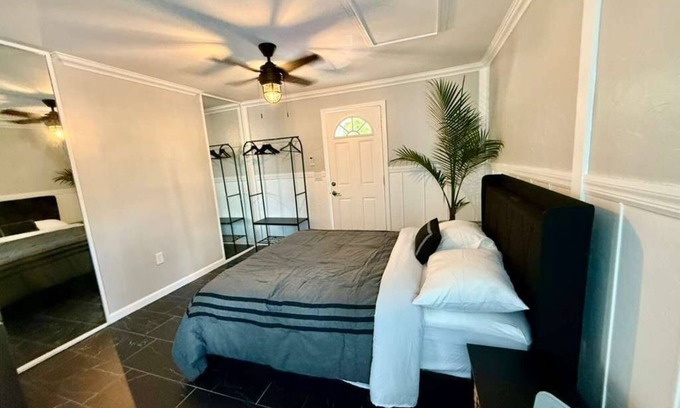 Dolphin's Cove Casa | Studio privado a 5 minutos de la playa, ponte vedra beach, Jacksonville Fl.