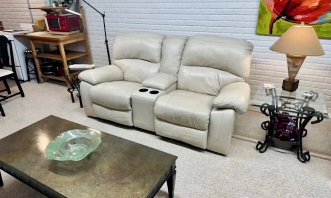Republic Apartamento | Charming 2-bedroom Basement apartment with WiFi & Private Patio in Republic, Mo