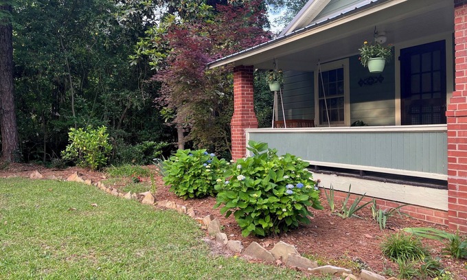 Aberdeen Casa | Charming 2-bedroom cottage in Aberdeen