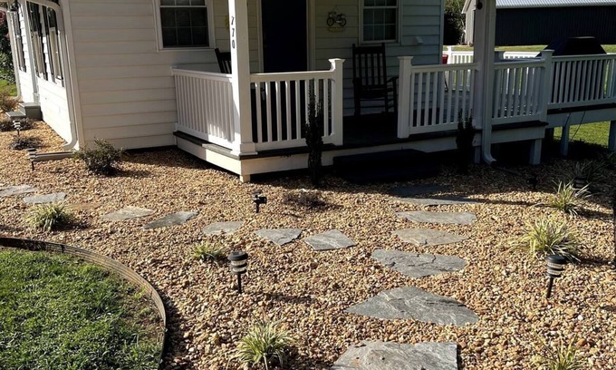 Traphill Casa | Charming 2-bedroom house located in the Blue Ridge