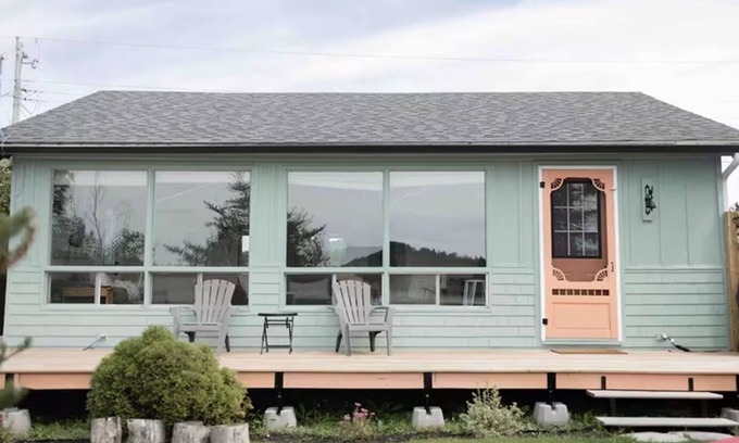 Sainte-Anne-de-Kent Casa | Charming 2-bedroom Riverfront paradise