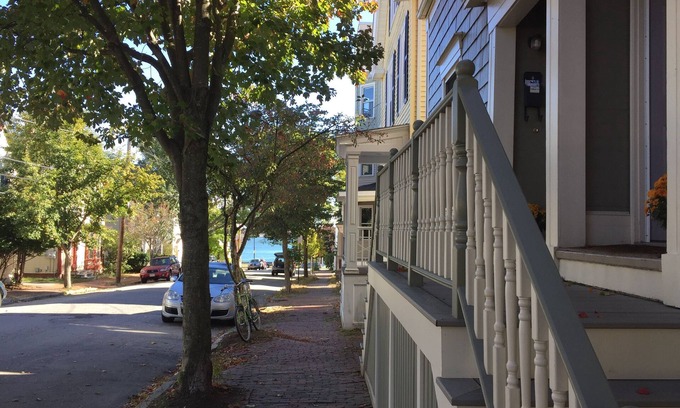 Munjoy Hill Apartamento | Encantadores escalones de 2 dormitorios del paseo marítimo del este