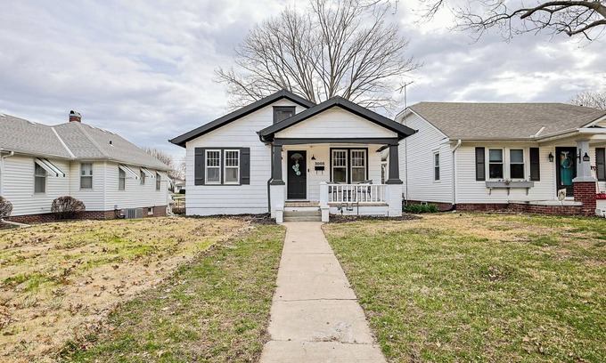 St. Joseph Casa | Charming 2-bedroom house with AC, WiFi in Saint Joseph