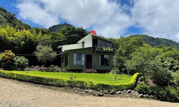 Monteverde Villa | Villa Golondrinas rodeada de naturaleza en Monteverde