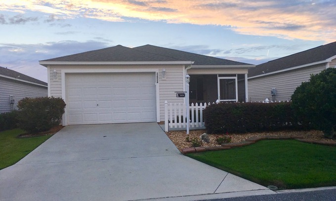 Fernandina Villa | Charming 2bedroom villa with WiFi and AC in The Villages Free courtesy golf cart