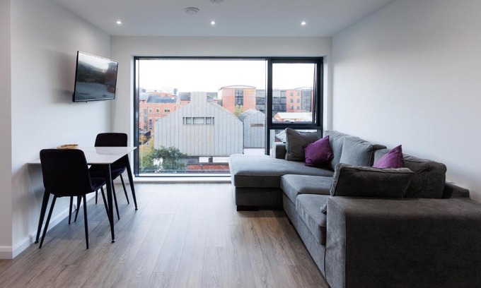 Ormeau Apartamento | Charming 2BR apt in the Heart of Belfast City