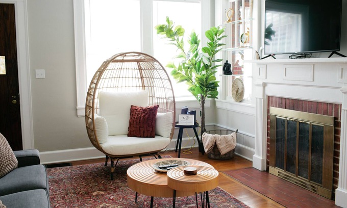 Montgomery Apartamento | Charming 2BR | Pet Friendly & Fenced Yard