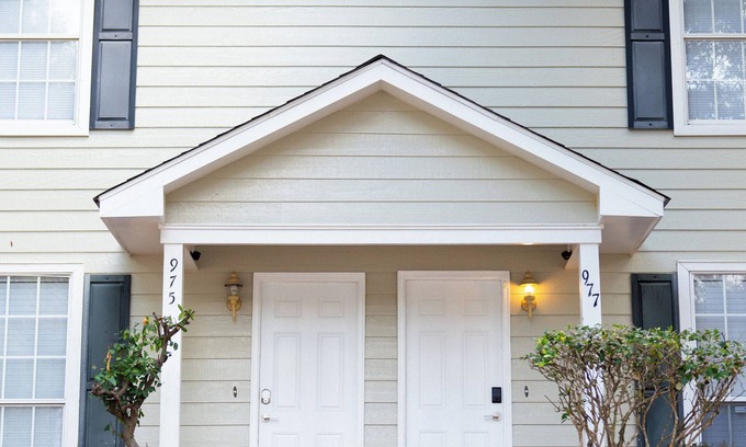 Mobile Apartamento | Charming 2BR Retreat Pets Welcome!