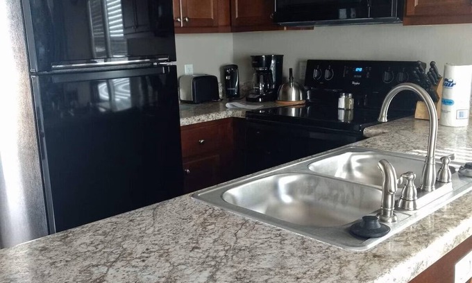 Gatlinburg Cabaña | Charming 3-bedroom cottage in heart of Gatlinburg