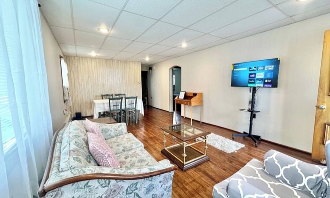 Danville Casa | Charming 3-bedroom house in enchanting Danville with AC Close to Amazon Berwick