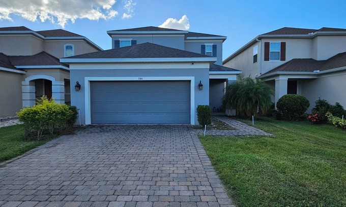 Sanford Casa | Charming 3-bedroom house in lovely Sanford with AC, WiFi, Near downtown.