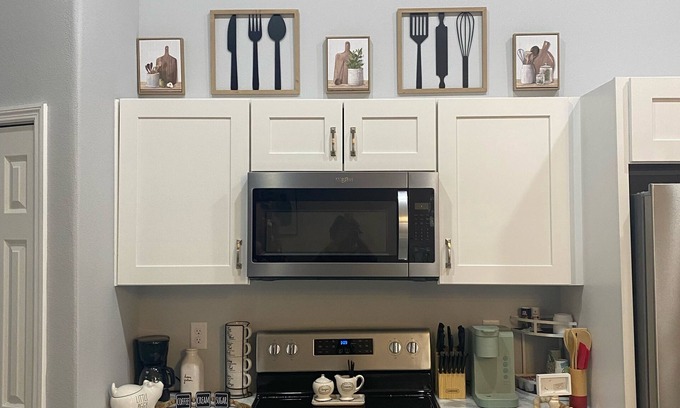 Sanford Casa | Charming 3-bedroom house in lovely Sanford with WiFi and AC