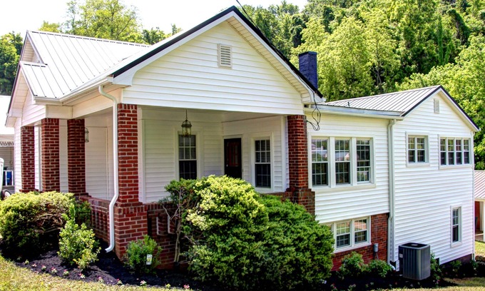 Greeneville Casa | Totalmente restaurado hogar histórico en el centro de Greenville, TN.