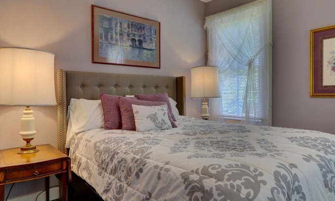 Amenia Cabaña | Charming 3bdr Magnolia cottage with heated saltwater pool, AC and WiFi in Amenia