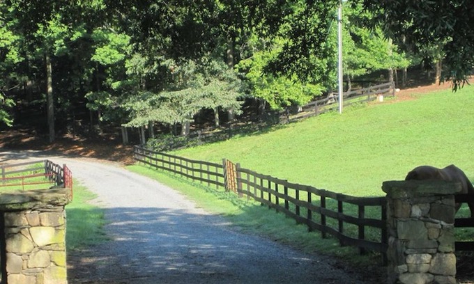 Charlottesville Casa | Charming 4 BR, 4 BA on Mechums River 15 Minutes to Charlottesville