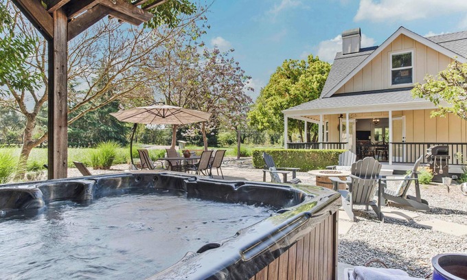 Kenwood Casa | Charming 4BR Wine Country Getaway w/ Spa & Firepit