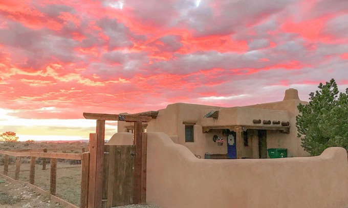 El Prado Casa | Charming adobe home with mountain views & natural light - central to attractions