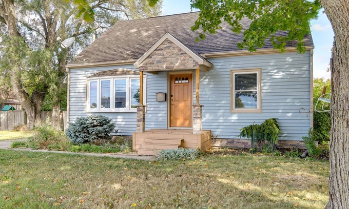 Ames Casa | Charming Ames Home: 1 Mi to Iowa State University!