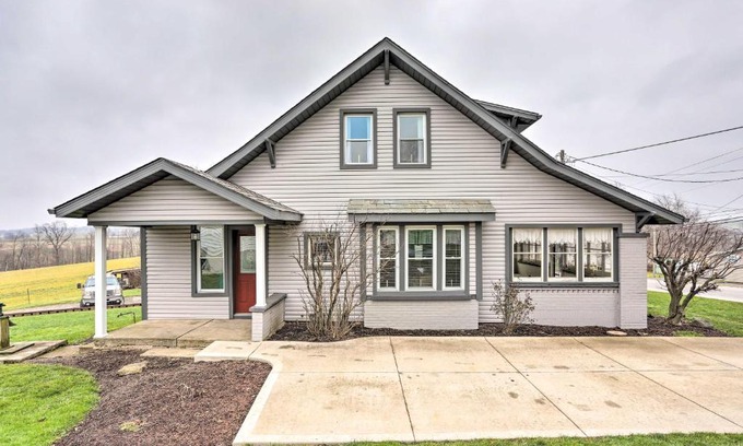 Millersburg Casa | Charming Amish Country Getaway with Fire Pit!