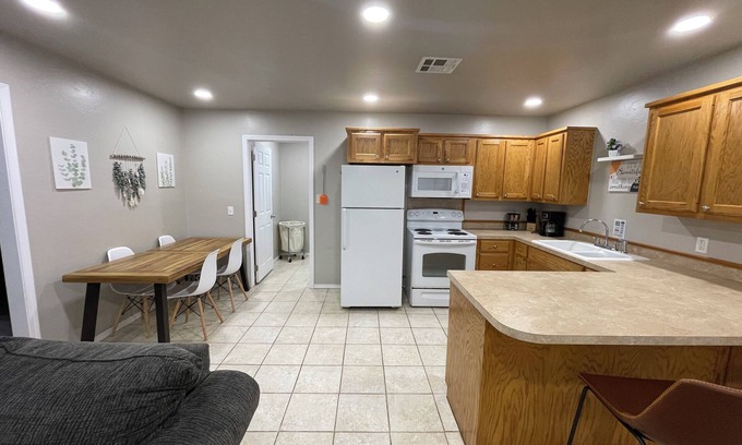 Ada Apartamento | Charming and Clean- 2 Bedroom Duplex