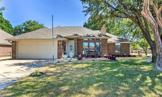 Denton Casa | Charming and Quiet Denton Home, Near UNT and TWU!