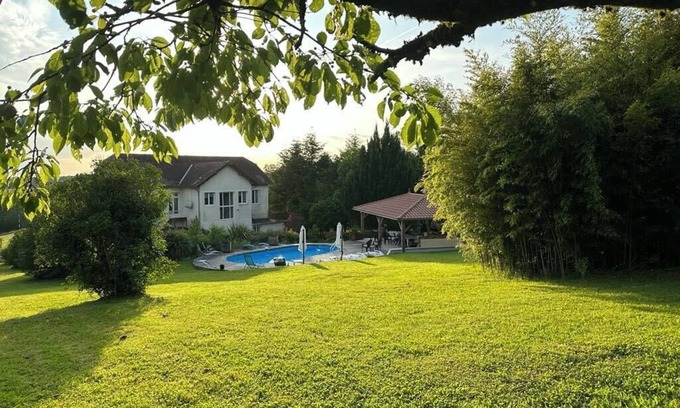 Bussiere-Galant Casa | Charming and spacious 8-bed w/Pool & Outdoor Kitchen in village with amenities