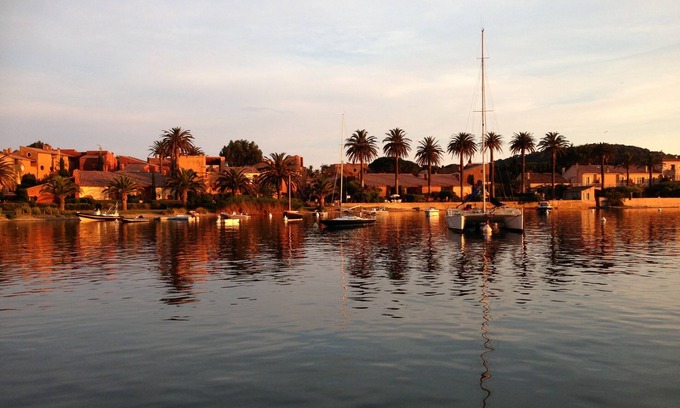 Porquerolles Apartamento | Encantador apartamento en residencia privada a 2 pasos del puerto.