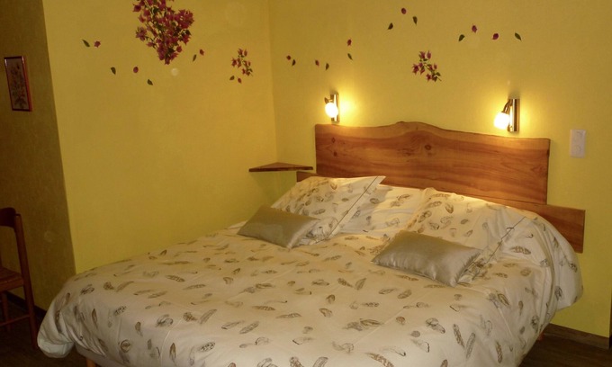 Saint-Andre-de-Lidon Casa | Encantador bed and breakfast 5 pers. Acceso al spa, wifi, aire acondicionado, todas las comodidades.