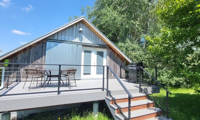 Bellingham Casa | Charming barn studio in peaceful Bellingham with AC