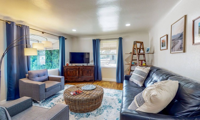 Twin Falls Apartamento | Bungalow con encanto - Cama King, configuración de oficina