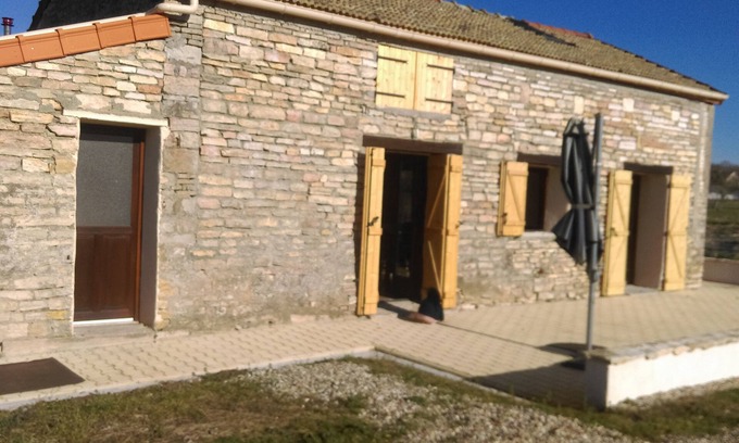 Saint-Marcel Casa | Charming Burgundian farm cottage