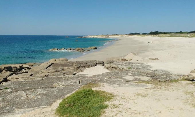 Plobannalec-Lesconil Chalet De Esquí | casa de campo con encanto, piscina, cerca de las playas, bicicletas para adultos disponibles.