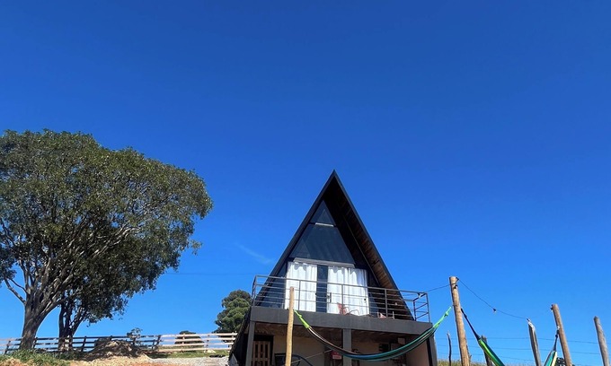 Soledade de Minas Cabina | Charming cabin/chalet with hot tub