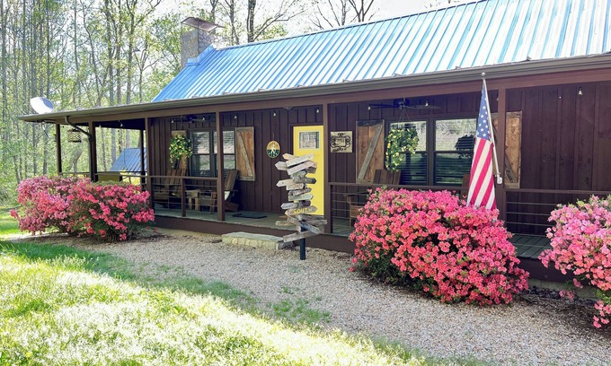 Morganton Cabina | Abeja en paz en Morganton, Carolina del Norte