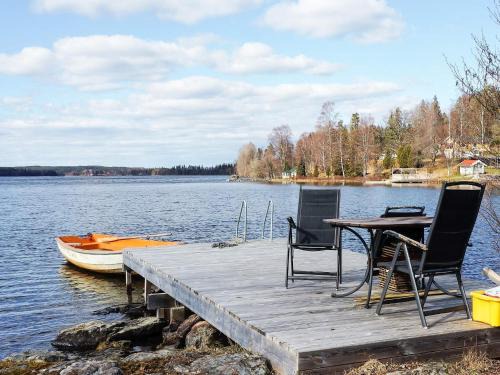 Ormaryd Casa | Charming Cottage by Sjunnaryd Lake