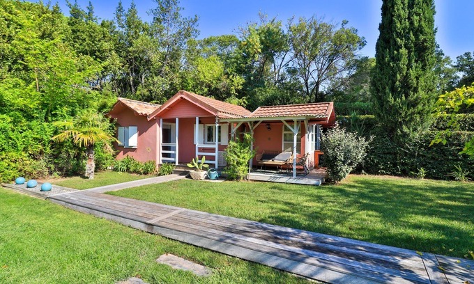 La Garde Cabaña | Charming cottage , secluded property with pool and garden - beaches nearby