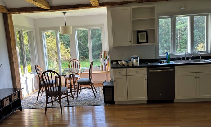 Nelson Casa | Charming country guest house with 1 bedroom and loft, WiFi, AC in lovely Nelson