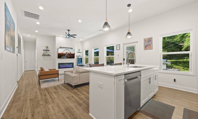 Church Street Casa | Charming Escape: Hot Tub & Fire Pit Winter Haven!