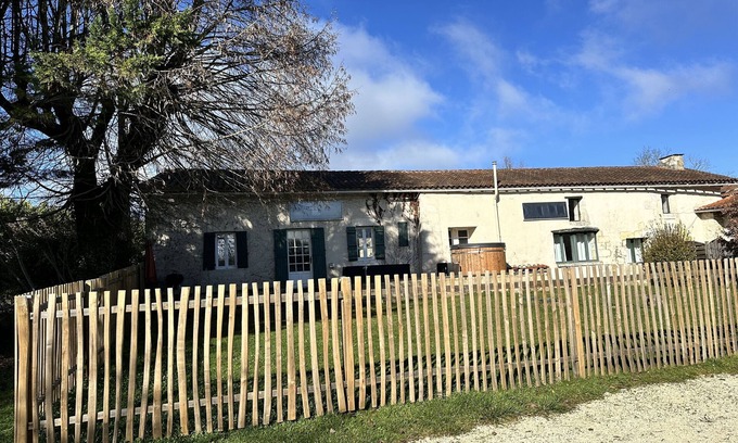 Saint-Just Casa | Charming gîte "chez Lisa" 91m2