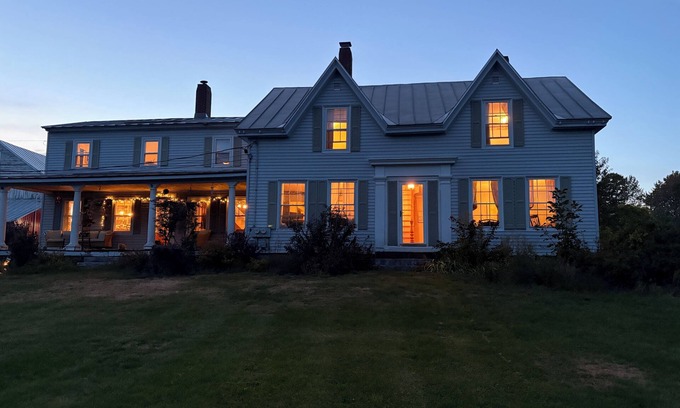 Oakland Casa | Charming historic guest house on farm 3 bedrooms wood stove pet friendly